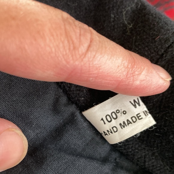 VINTAGE | 100% wool Handmade Guatemalan bolero jacket red & black embroidered - Picture 8 of 9